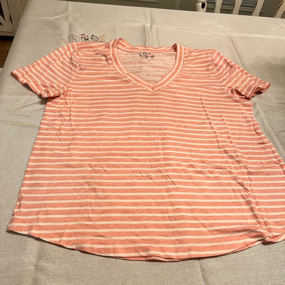 LOFT V-Neck Peach and White Striped Tee - Size L